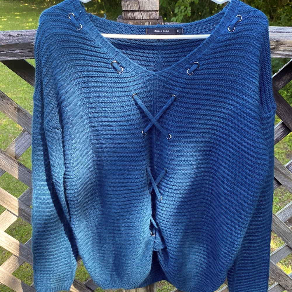 Brand- Doe & Rae Sweater